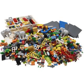 Lego Serious Play 2000430 2808pcs Identity and Landscape Kit